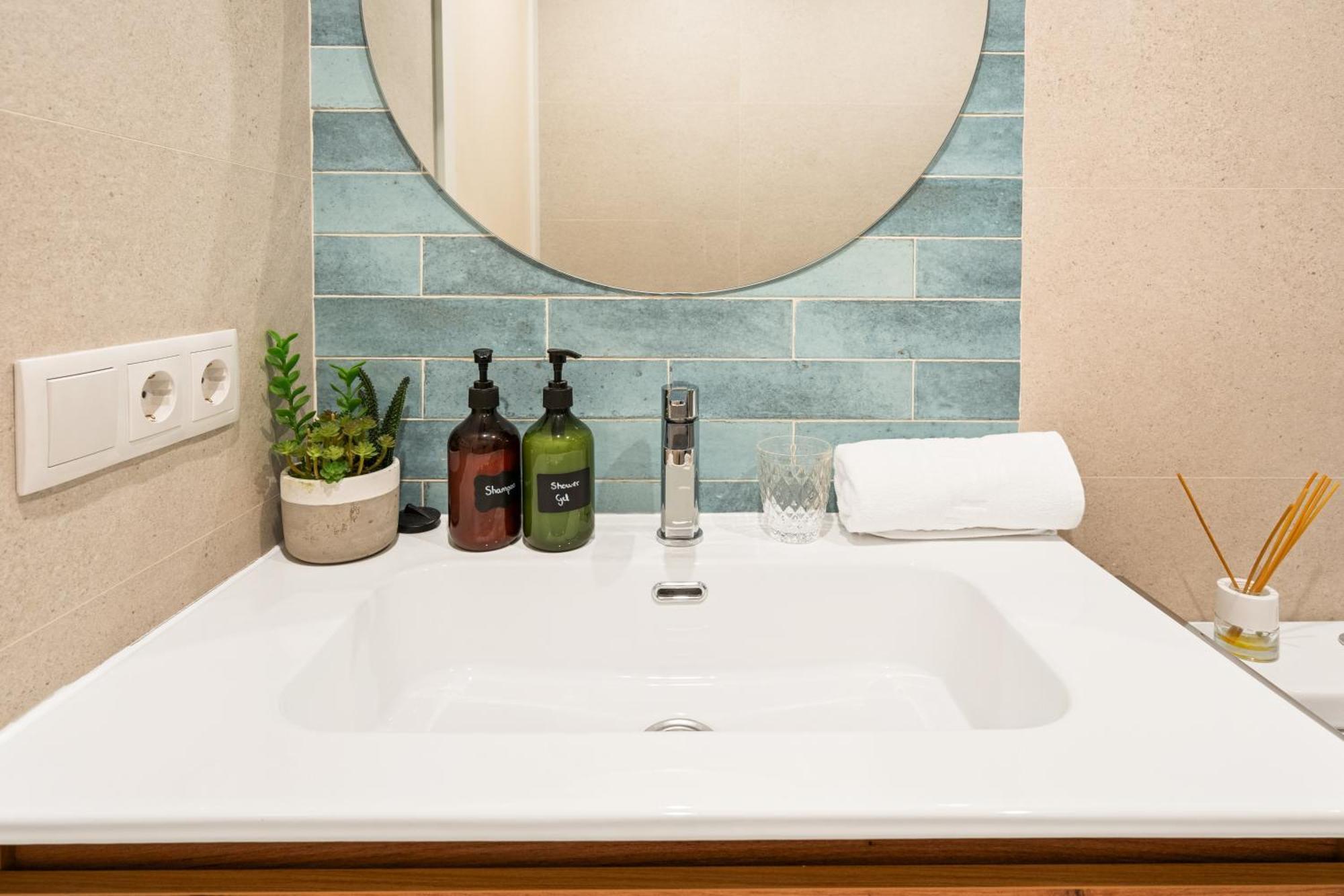 Lodging Apartments Barceloneta Beach Studio P2 Екстериор снимка